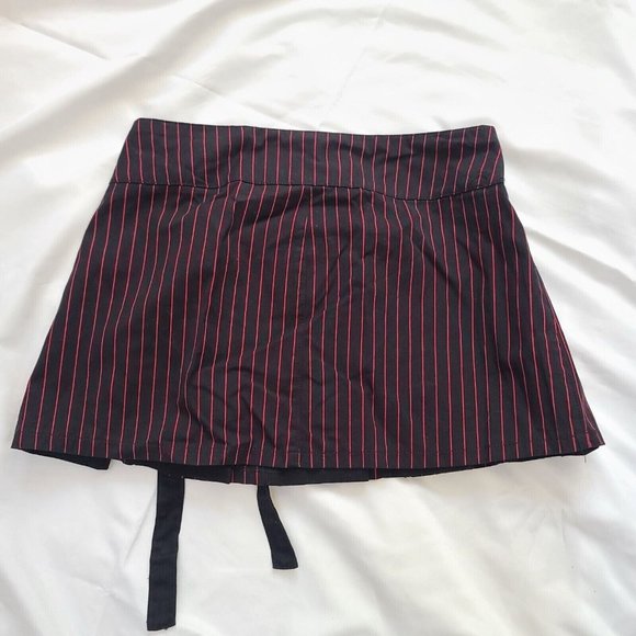 Vintage Tripp NYC Plaid Pleated Mini Skirt, Womens, Black, Red Pin Stripes - Picture 8 of 8